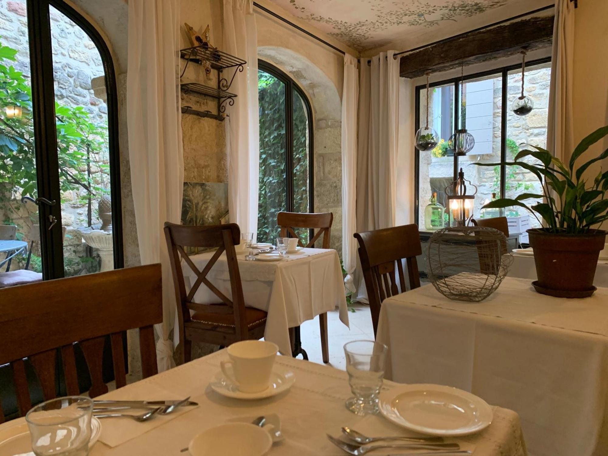 Un Patio En Luberon Bed & Breakfast Ansouis ภายนอก รูปภาพ