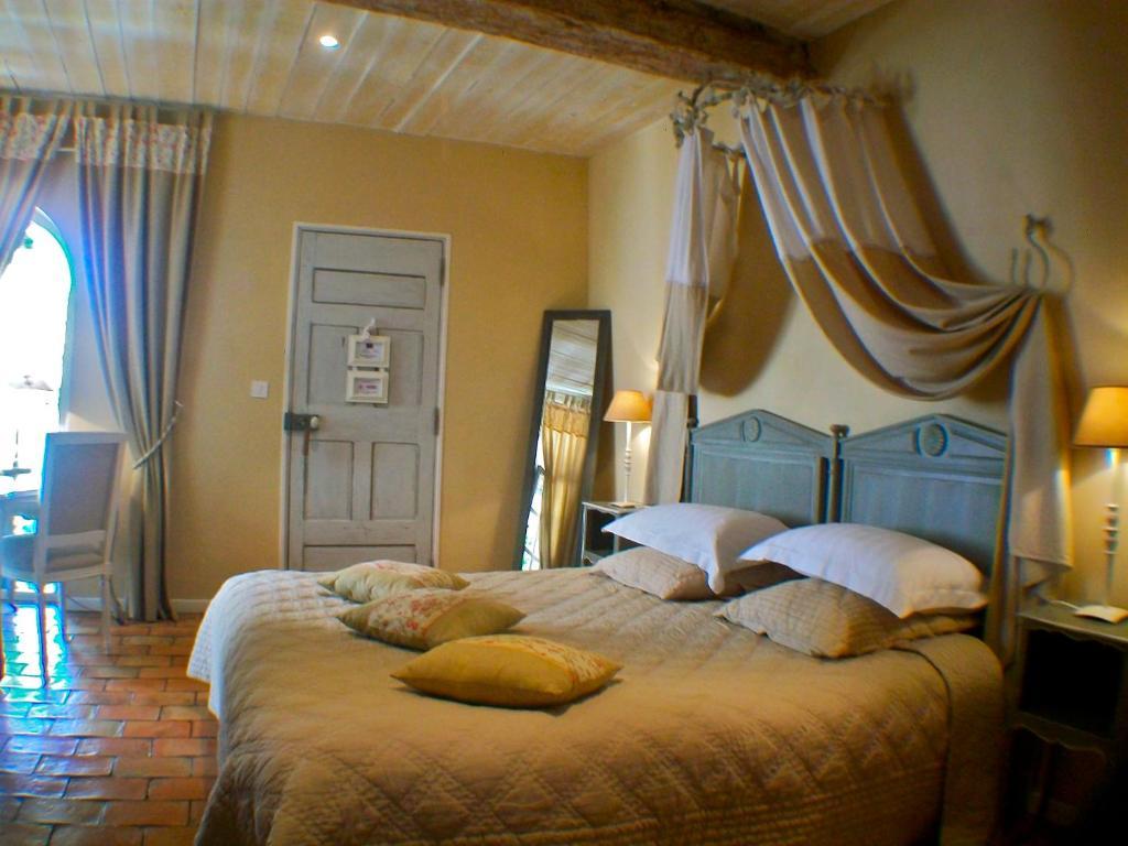 Un Patio En Luberon Bed & Breakfast Ansouis ห้อง รูปภาพ